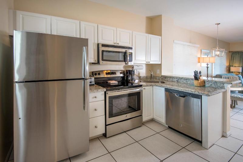 Sunset Village 2 Bedroom Townhome Villa  image 4