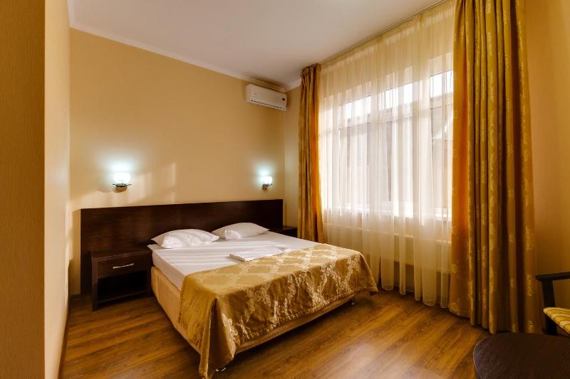 Double Room image 1