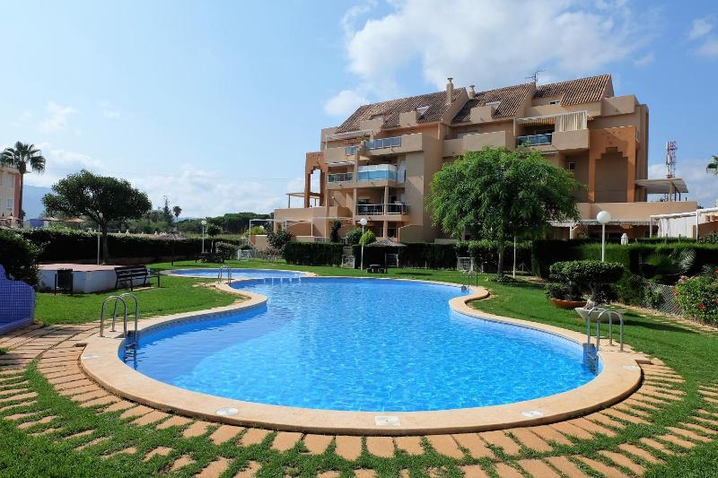 Apartamento en Dénia, crtra Les Marines, junto playa Les Bovetes Images