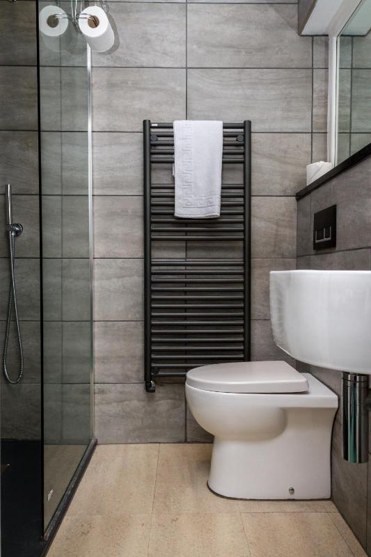 Double or Twin Room with Mountain View image 2