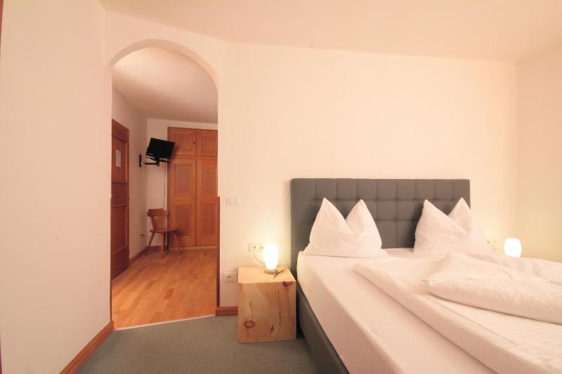 Triple Room image 4