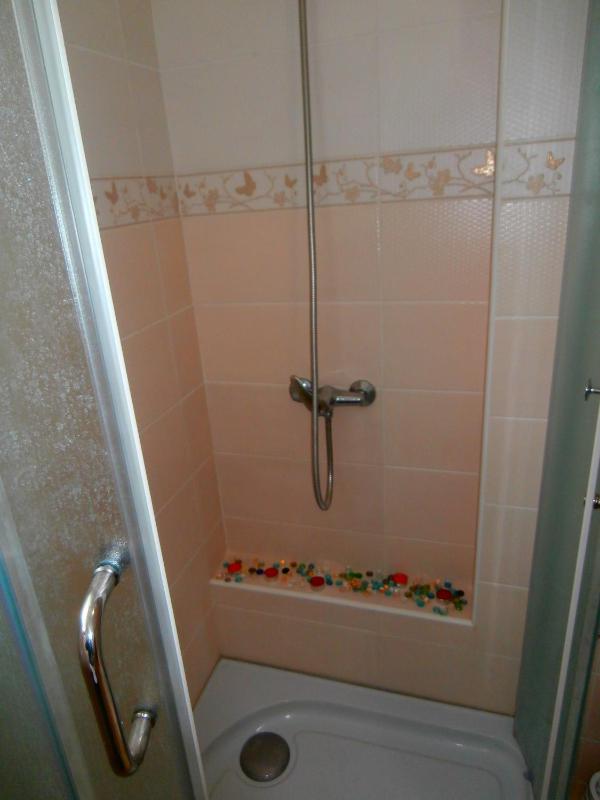 One-Bedroom Apartment with Balcony and Sea View (3 Adults) image 1