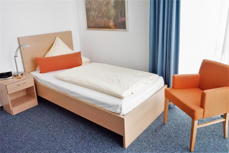 Single Room image 1