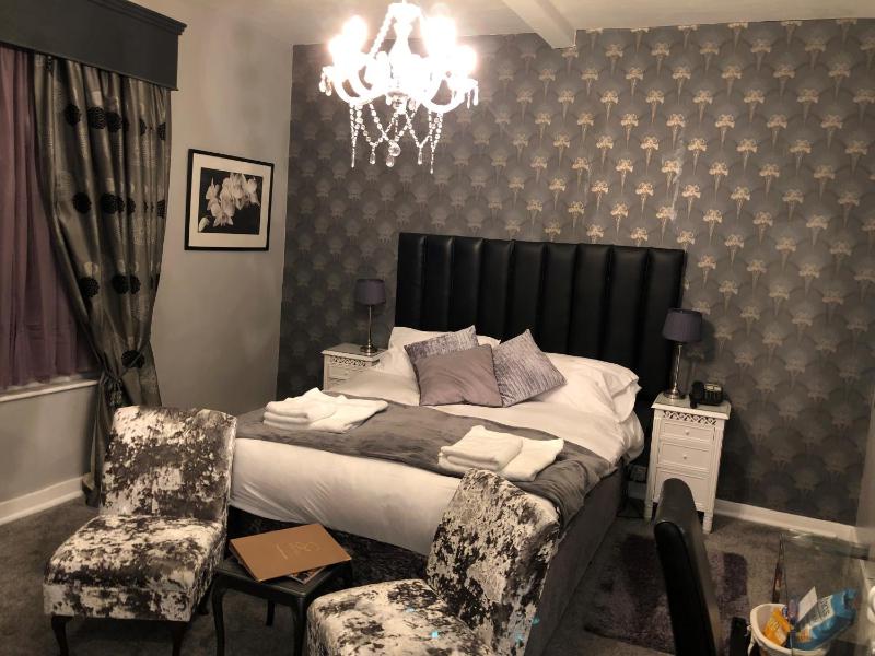 Superior Double Room image 2
