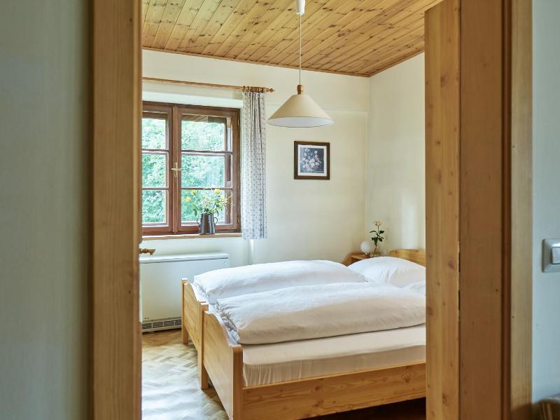 Two-Bedroom Apartment with Private Garden image 4