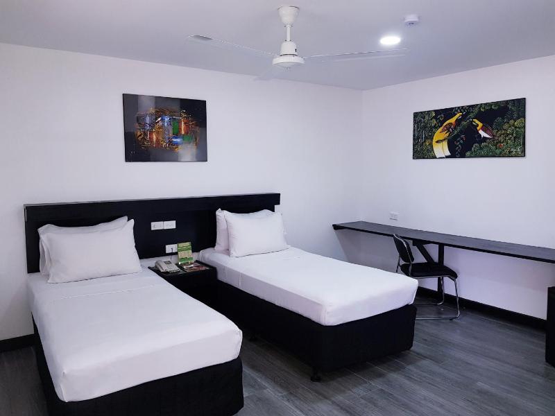 The Shady Rest Hotel - image 14