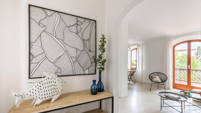 Apartment with Terrace image 3