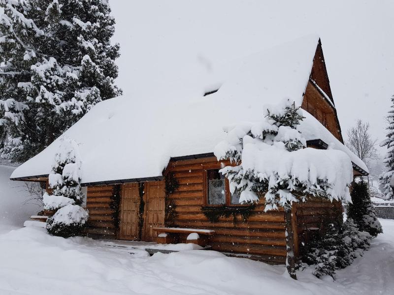 Chalet image 2
