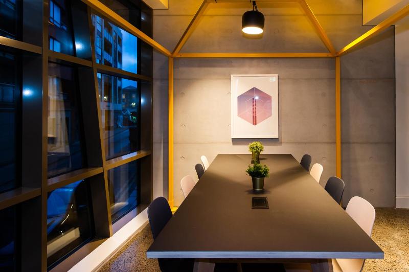 Staycity Aparthotels Dublin Castle - image 11