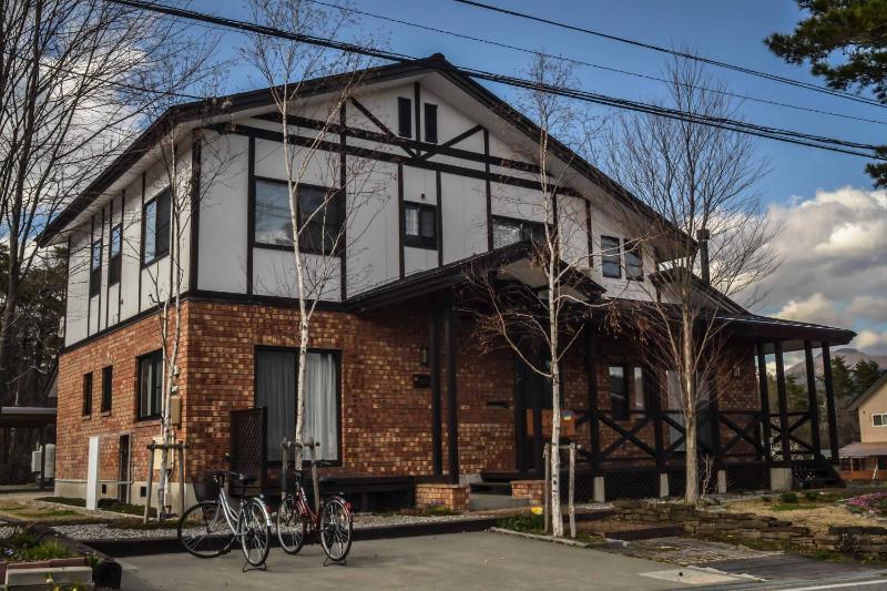Hakuba Powder Lodge Taketombo - image 1