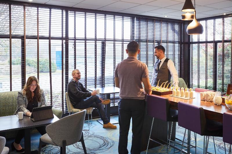 Novotel Coventry M6 J3 Hotel - image 16