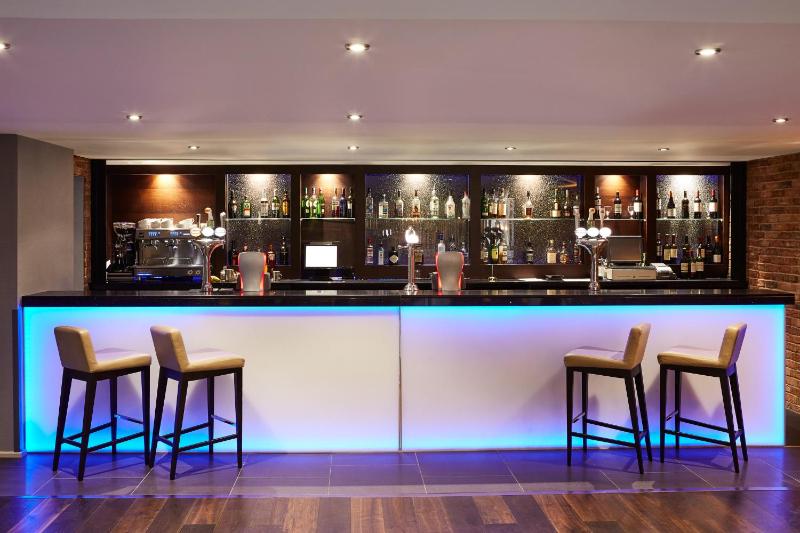 Novotel Coventry M6 J3 Hotel - image 11