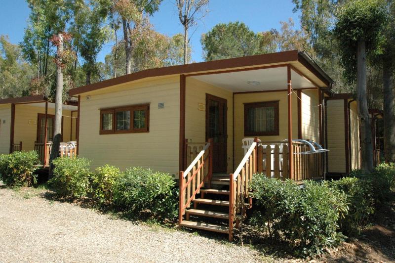 Mobile Home (5 Adults) image 3
