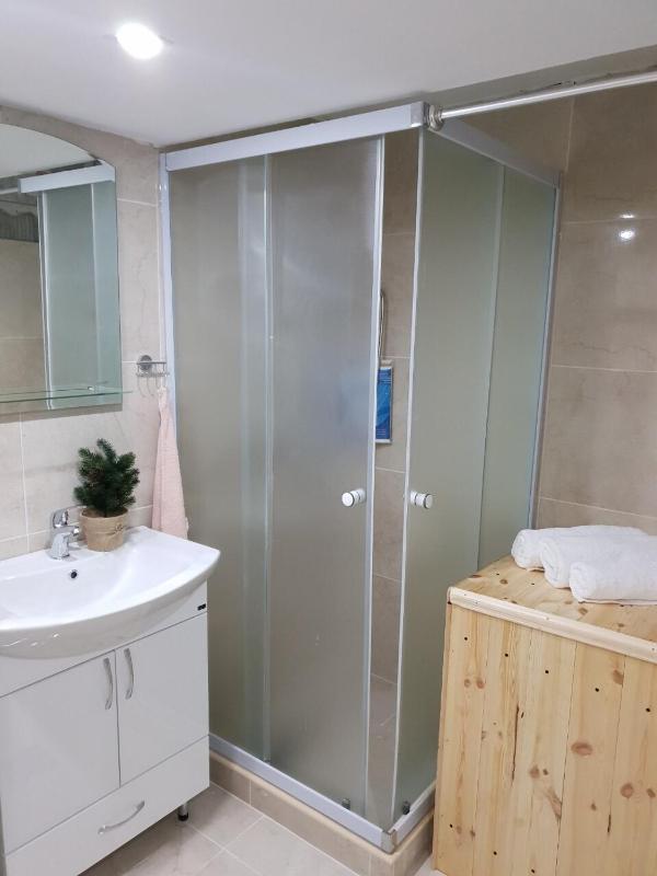 Deluxe Double Room with Balcony image 2