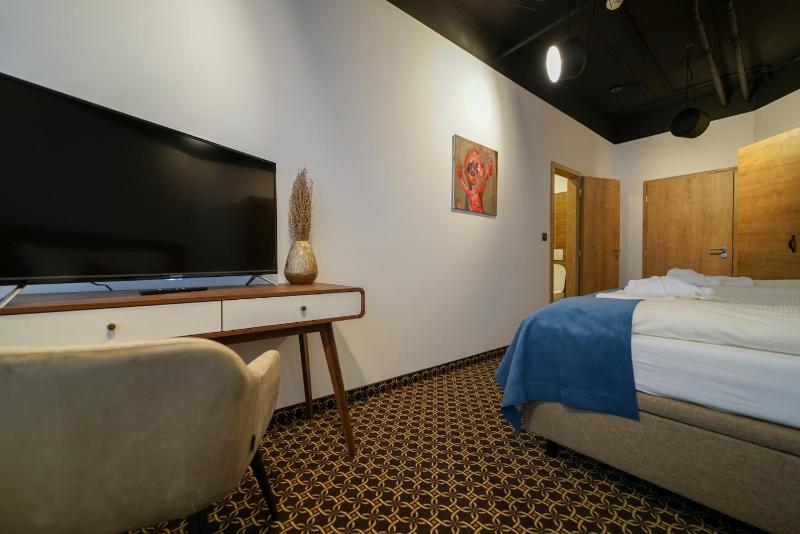 Business Triple Room image 4