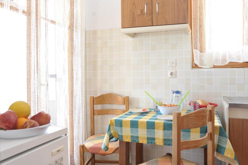 Studio with Sea View (2 Adults) image 4
