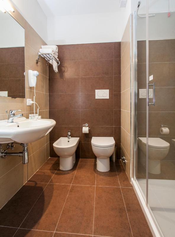 Triple Room image 4