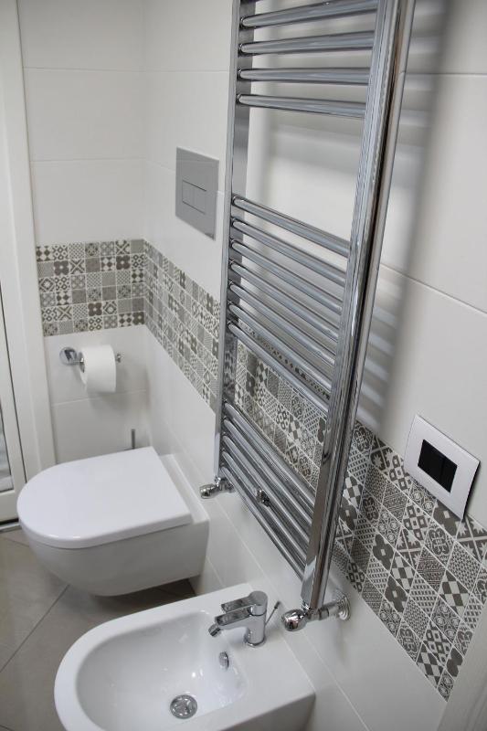 Mamiani Suite - image 15