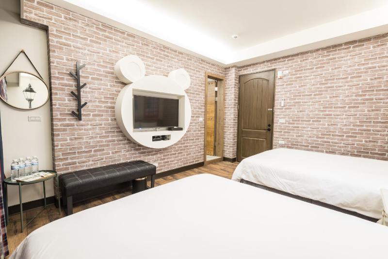 Peach blossom B&B - image 12