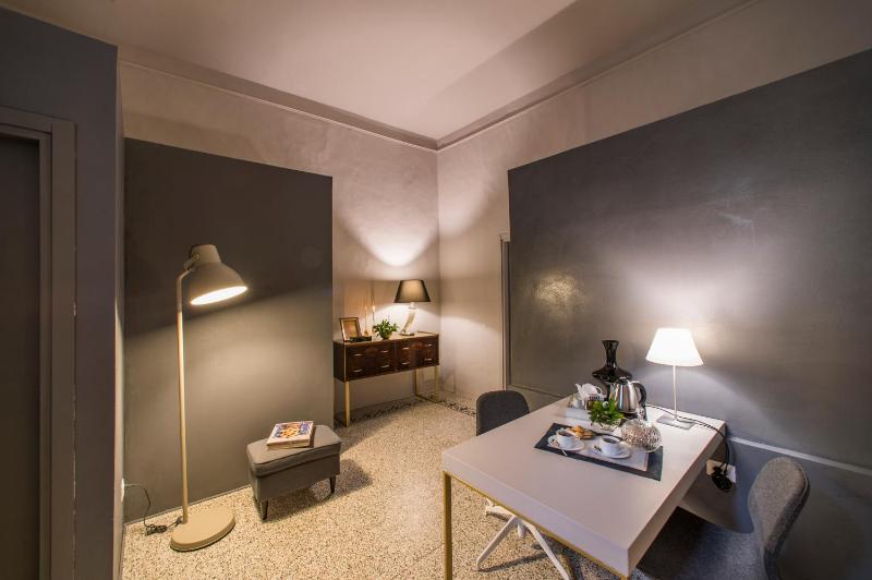 Double or Twin Room image 4