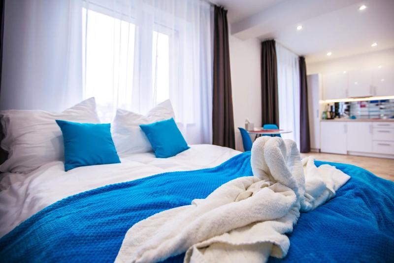 Double Room image 2