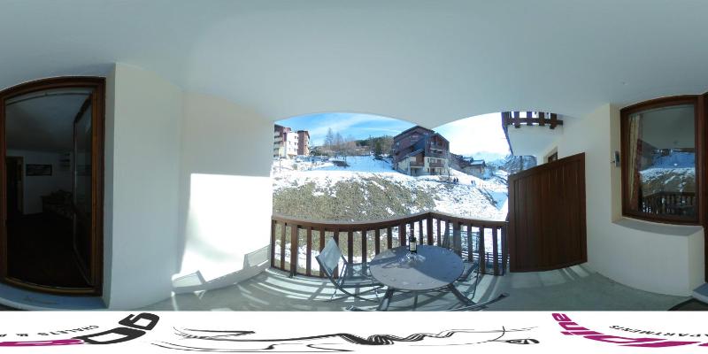 Apartment with Balcony image 4
