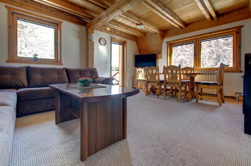 Superior Apartment image 1