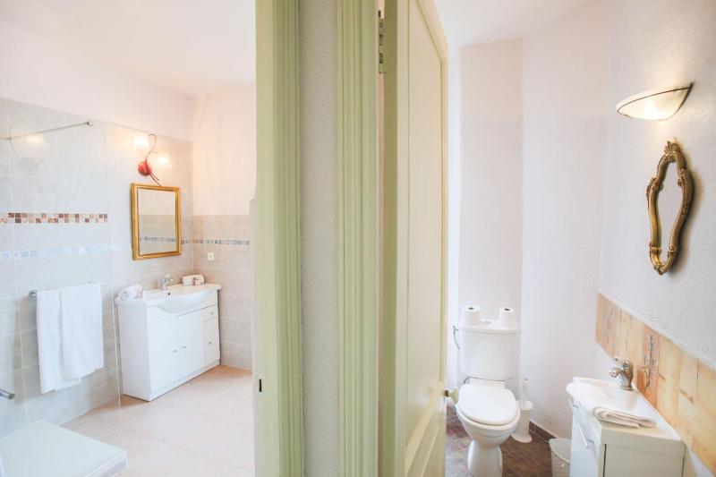 Apartment image 4