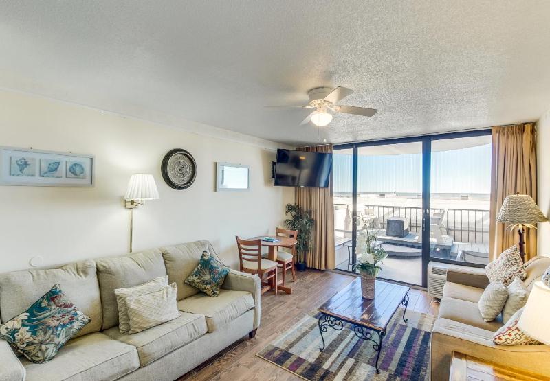Apartment image 3