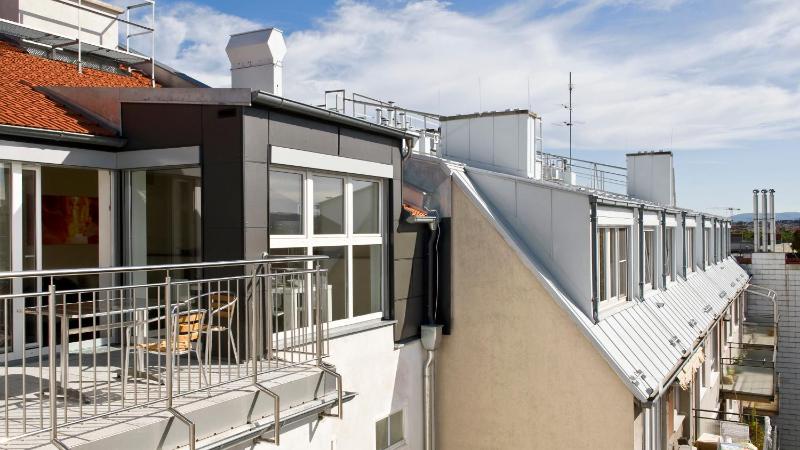 Deluxe Two-Bedroom Suite with Terrace image 1