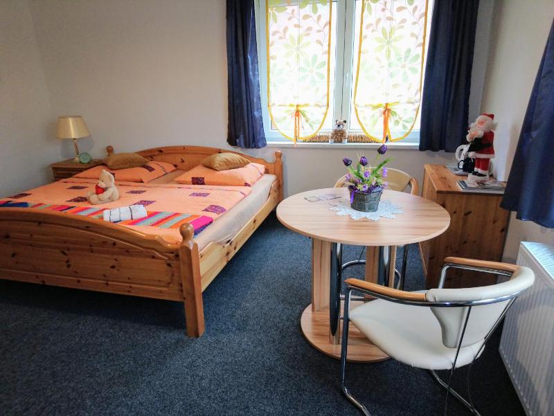 Triple Room image 2