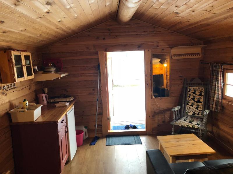 Cottage with Shared Bathroom (3 Adults) image 3