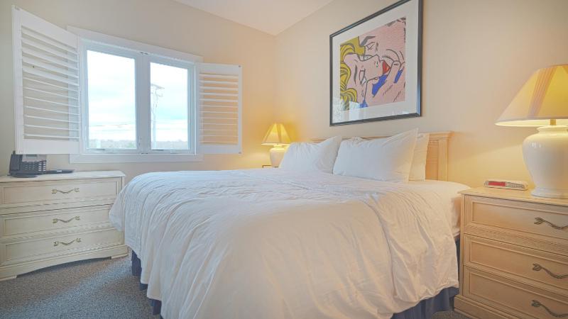 Two-Bedroom Apartment image 4