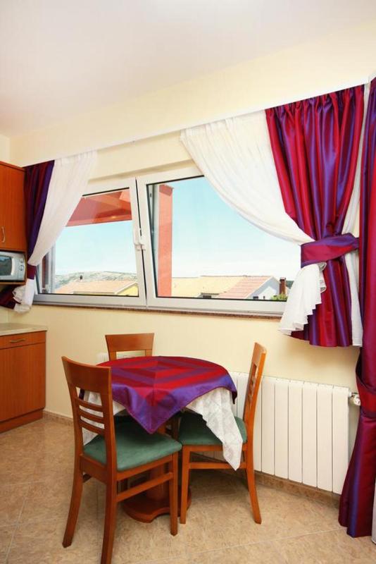 Studio with Terrace and Sea View image 1