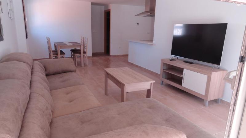 HE Villamartin Gardens - image 20