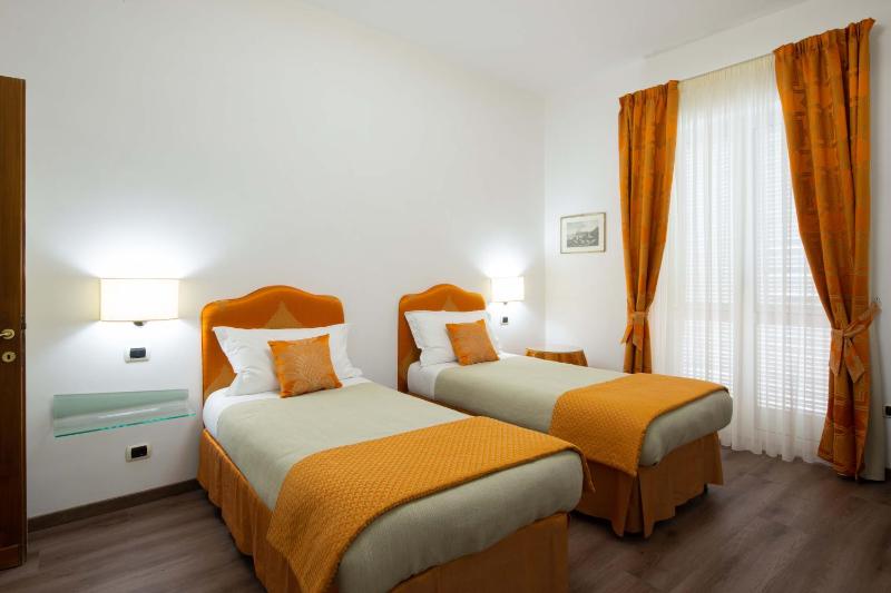 Two-Bedroom Townhouse image 4