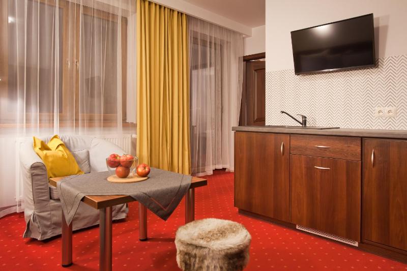 Apartment image 3