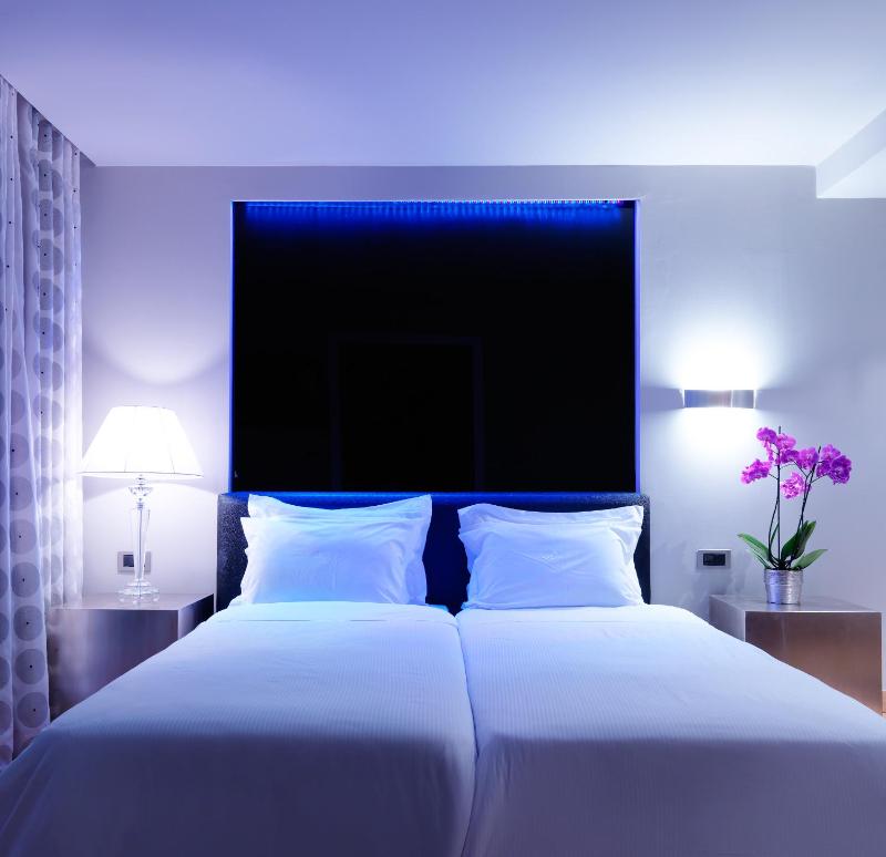 Lifestyle Two-Bedroom Suite image 3