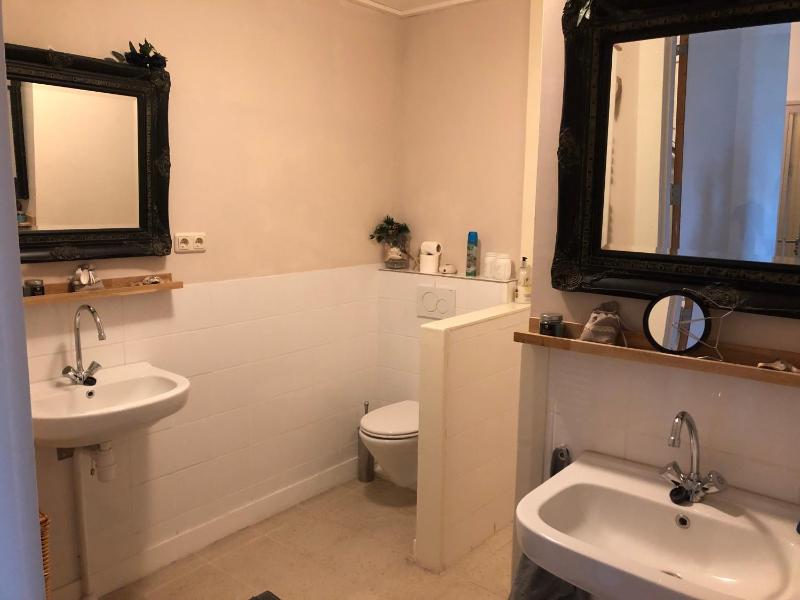 Double Room with Private Bathroom image 2