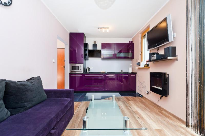 One-Bedroom Apartment image 1