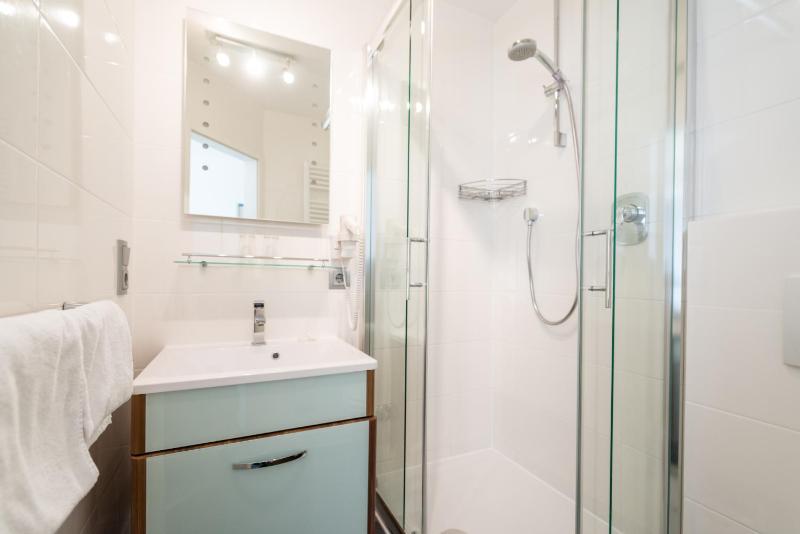 Double or Twin Room with Balcony image 1