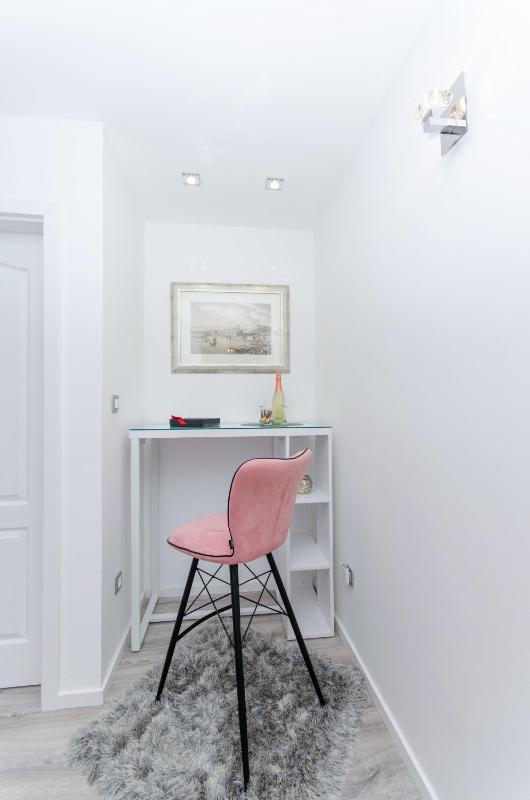 Apartment Luxury Center - image 10