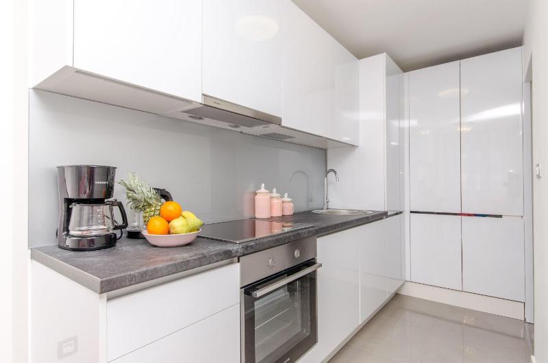Apartment Luxury Center - image 6