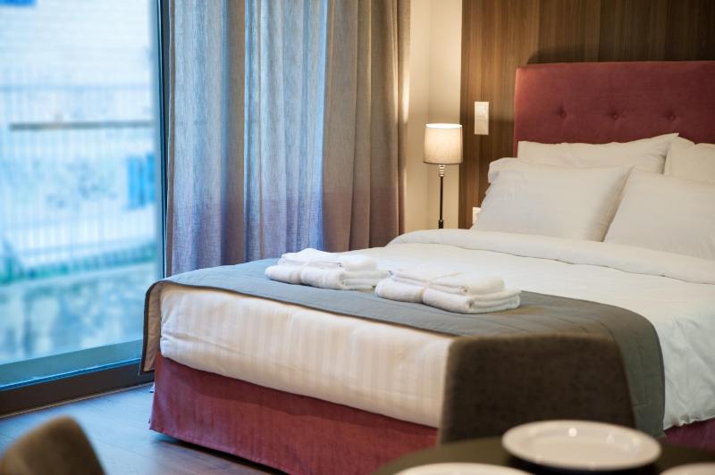 Athens Platinum Rooms and Suites - image 6