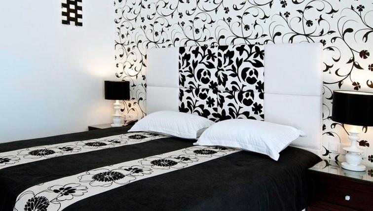 Deluxe Double Room with Terrace image 4