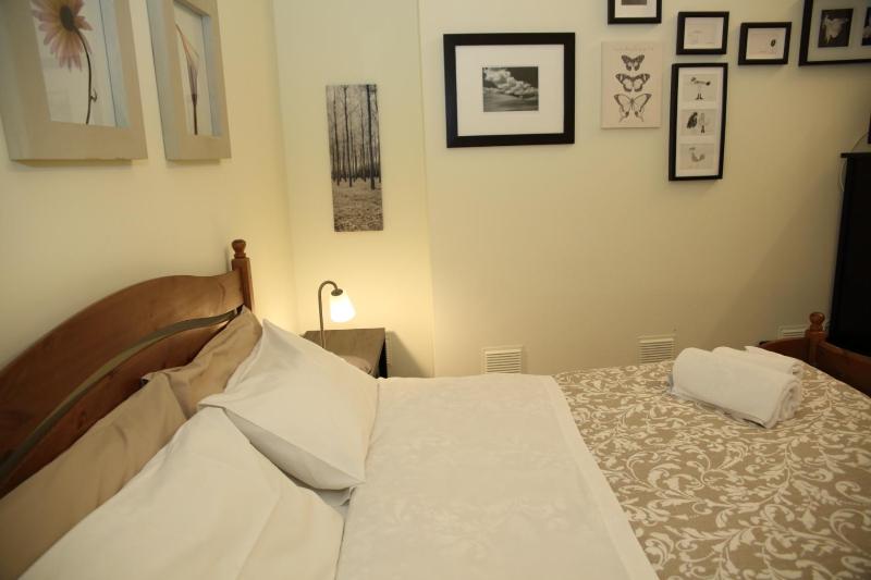 Double Room image 4