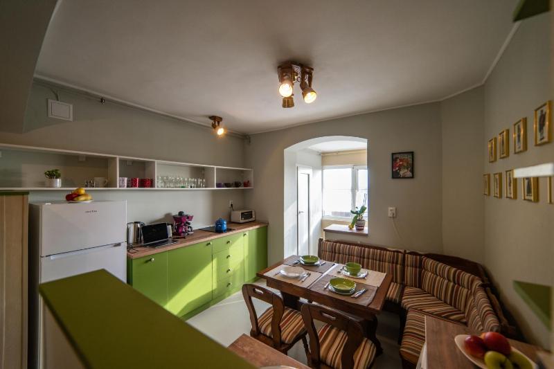 City View Apartment - image 10