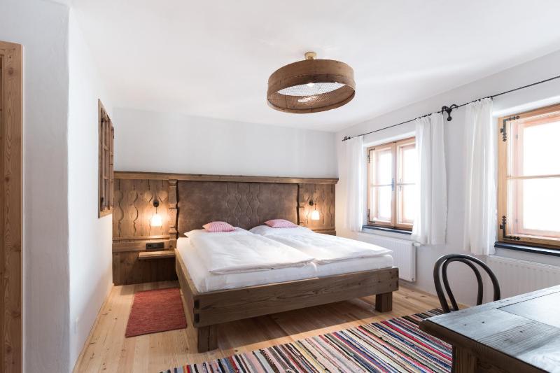 Standard Double Room image 2