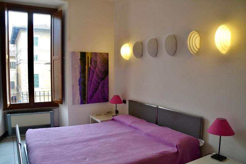 Double Room image 4