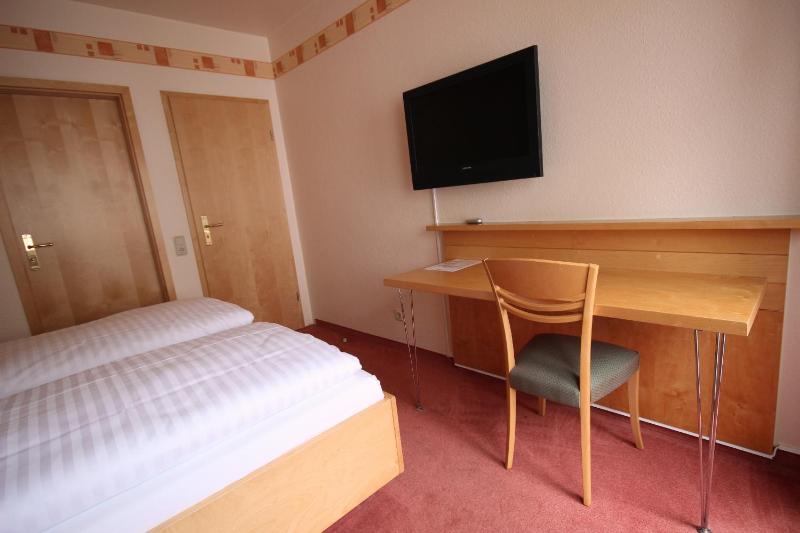 Double Room image 2